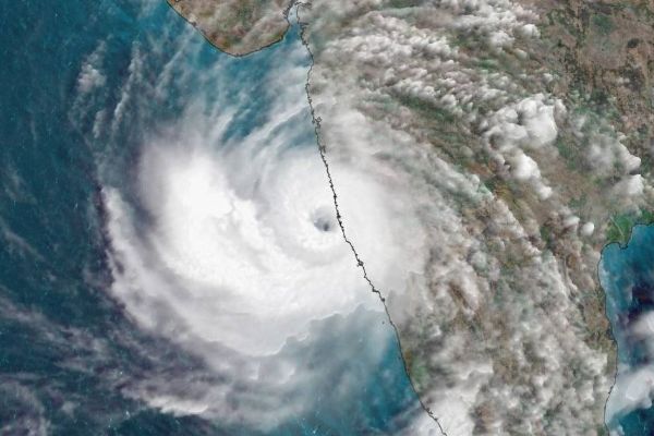 Extremely Severe Cyclone Tauktae set to make landfall over Gujarat at more than 185 kmph