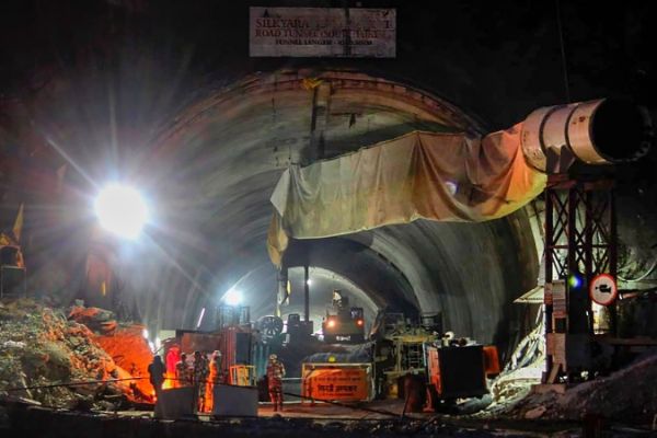 Rescue operation for trapped workers in Uttarkashi tunnel resumes