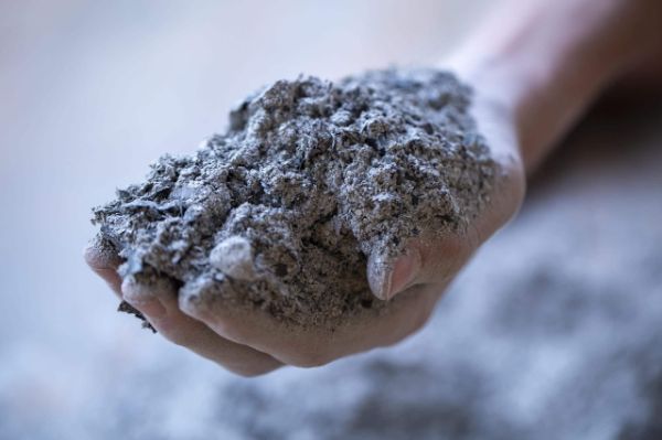 Persistent non-compliance challenges India's Fly Ash management mandate