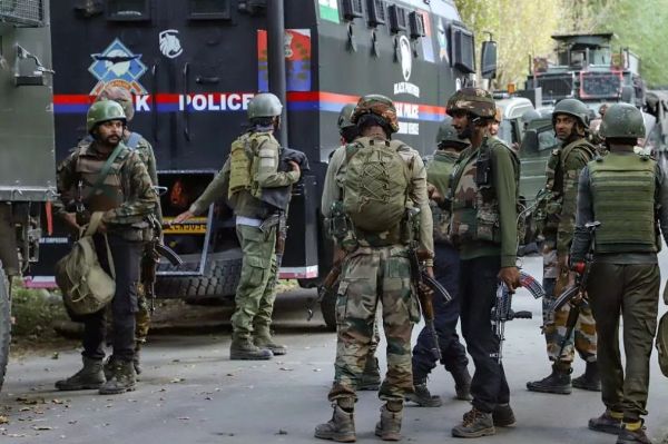 Top LeT Commander neutralised in encounter with security forces in Kashmir
